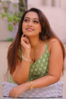 Ester Noronha Images
